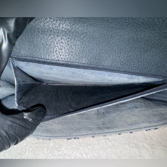 GUCCI GG Canvas Shoulder Bag PVC Leather Gray Navy - Picture 4 of 11